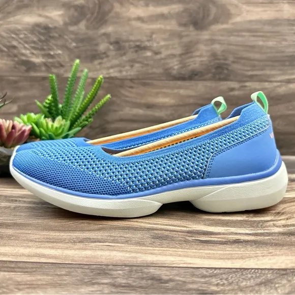 NIB Vionic Kallie Slip On Sneaker Flats Azure Knit Blue 8M