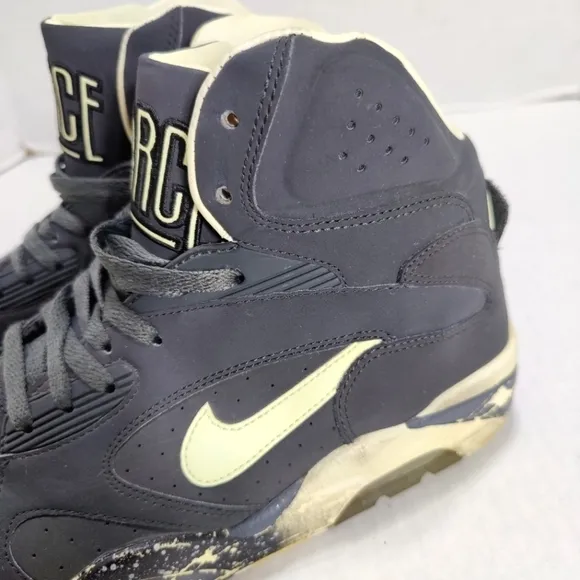 Nike 2012 Air Force 180 RARE Mid Glow In The Dark Sneakers Men's Shoe Sz 10
