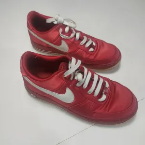 NIKE AF1 Air Force 1 Vintage Women's Sneakers Size Valentines Red Satin