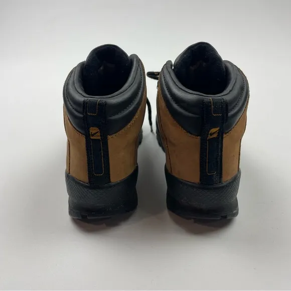 Nike Air ACG Regrind Suede Leather 980406 - Size 2Y - Hiking Trail Boots