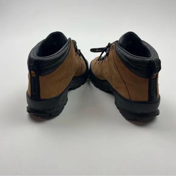 Nike Air ACG Regrind Suede Leather 980406 - Size 2Y - Hiking Trail Boots