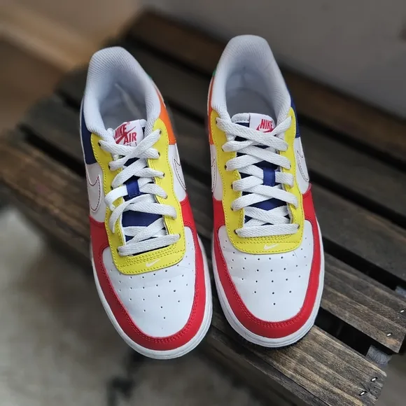Nike Air Force 1 Low LV8 Sneakers