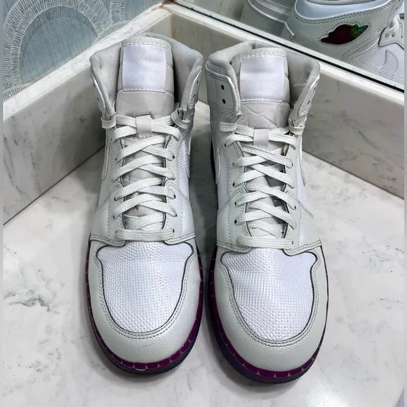 Nike Air Jordan 1 ‘Gradient Sole” 8Y 8 Women's White High-Top Sneakers