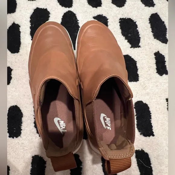 Nike air max thea mid leather chelsea boot sneakers tan womens size 8