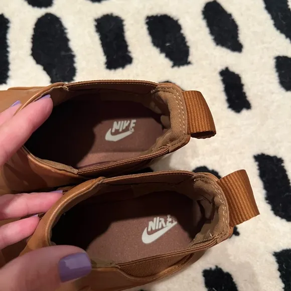 Nike air max thea mid leather chelsea boot sneakers tan womens size 8