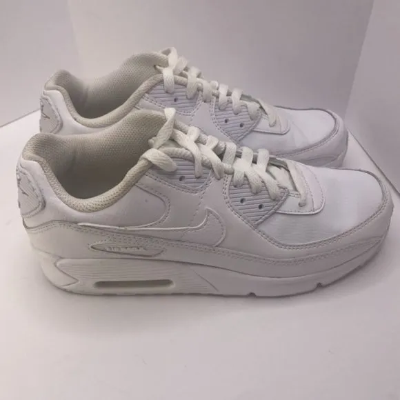 Nike Air Max White Sneakers CD6864-100‎ Size 6.5Y Women's 8