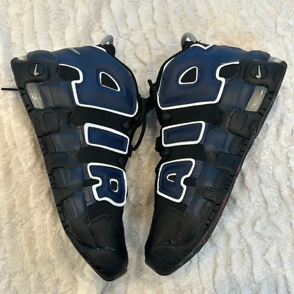 Nike Air More Uptempo '96 Black and University Red sneakers boy 7 years NWOB