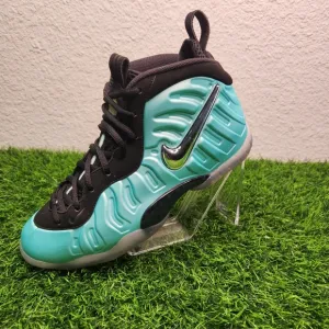 Nike Black and Blue Sneakers with Unique Texture and Chunky Sole