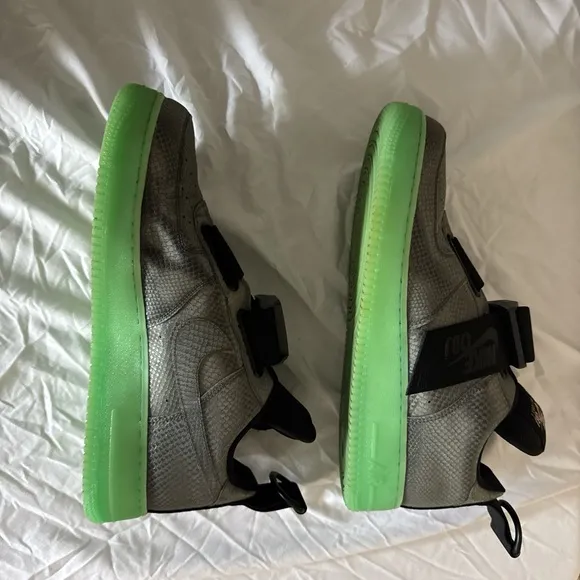 Nike Black and Green Sneakers with Chunky Sole