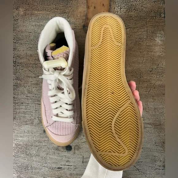 Nike Blazer Mid 77 High Top Sneakers