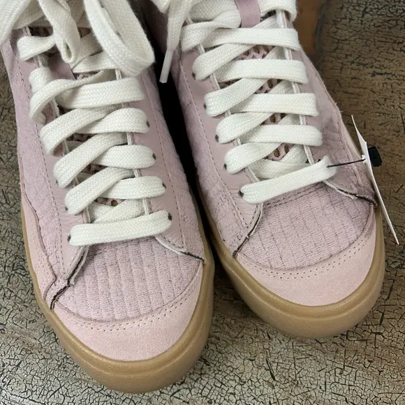 Nike Blazer Mid 77 High Top Sneakers