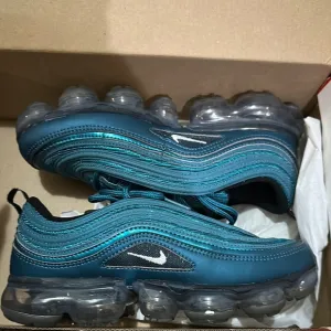 Nike Blue VaporMax Sneakers with Air Cushioning