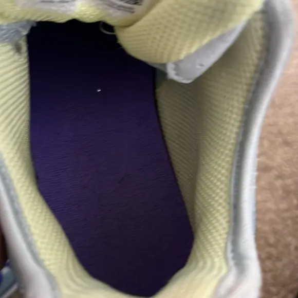 Nike Boys Sneakers Size 2Y