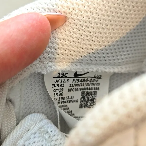 Nike Iconic Air Force 1 Low Girl's Sneakers