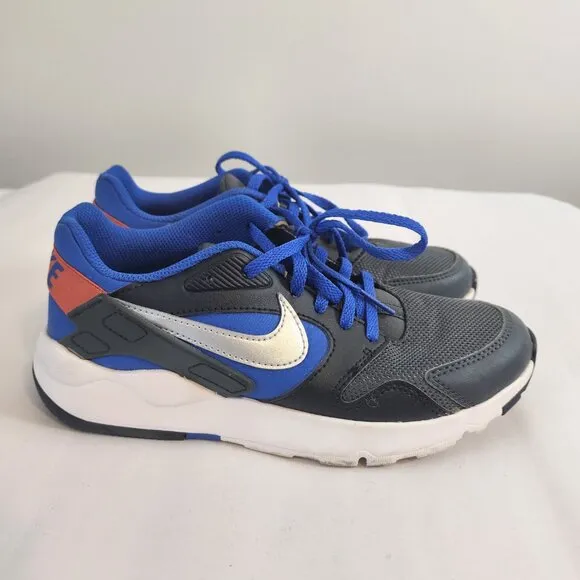 Nike Kids LD Victory Anthracite/ metallic silver sneakers.