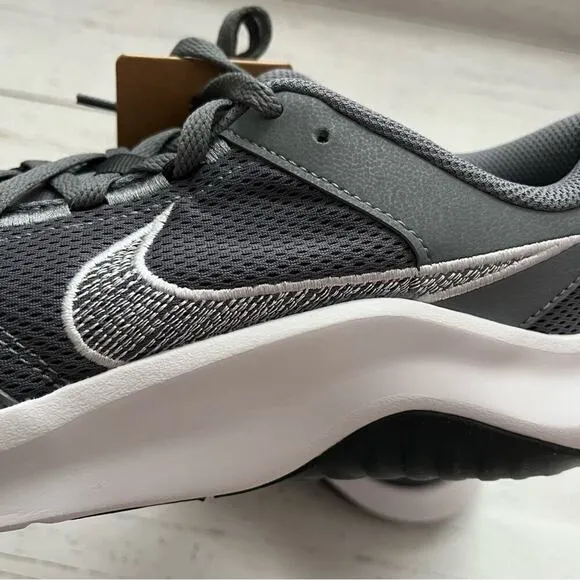 Nike Legend Essential Trainers Grey Men’s Size 9.5 New In Box