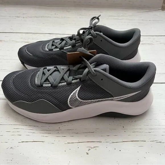 Nike Legend Essential Trainers Grey Men’s Size 9.5 New In Box