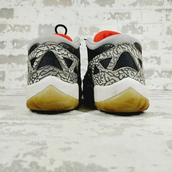Nike Men's Air Jordan 11 Retro Low IE 'Black Cement' Athleisure Sneakers O352