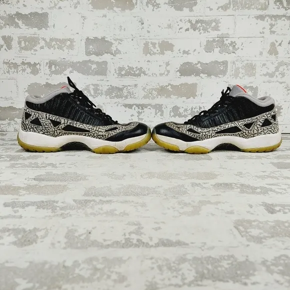 Nike Men's Air Jordan 11 Retro Low IE 'Black Cement' Athleisure Sneakers O352