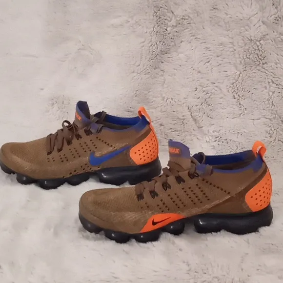 Nike  Rare Air VaporMax Fly Knit 2 Golden Beige Racer Blue Orange