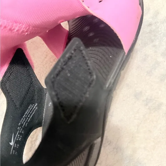 Nike Sunray Protect 2 Sandals PS 2Y Pink Black Girls Water