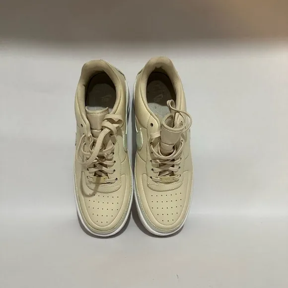 Nike Women Air Force 1 Beige Sneakers