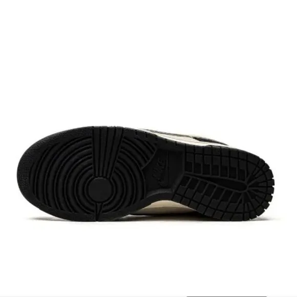 Nike Dunk Low LX &quot;Black Cream&quot; sneakers