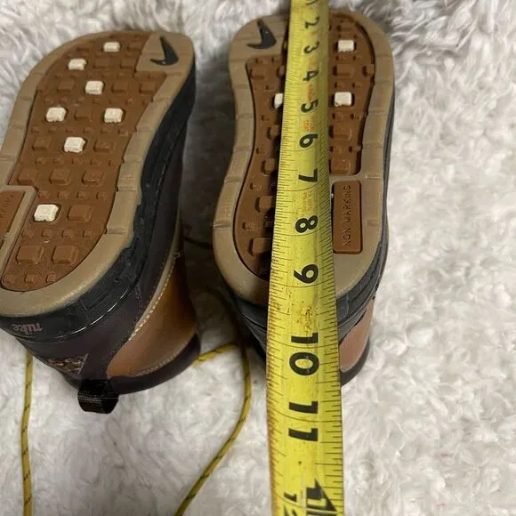 Nike Woodside ACG All Weather Kids Boots Tan / British 415079-200. Size 2Y