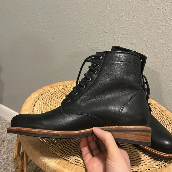 Nisolo Amalia All Weather Black Leather Boots Lace Up 7.5