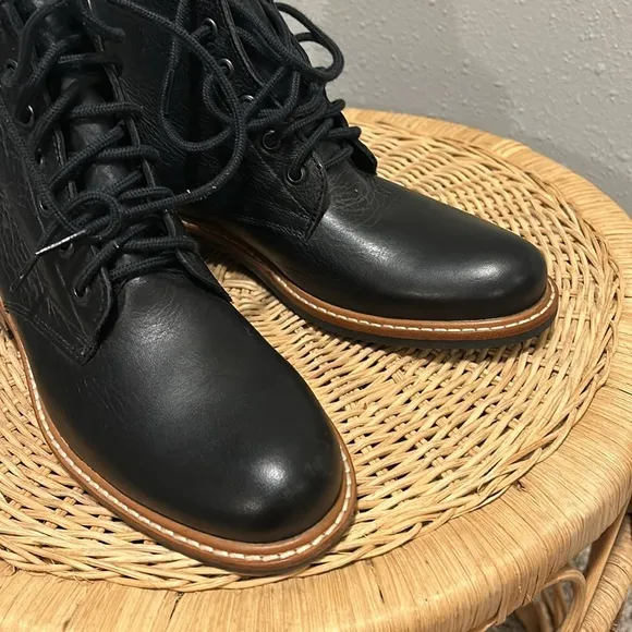 Nisolo Amalia All Weather Black Leather Boots Lace Up 7.5