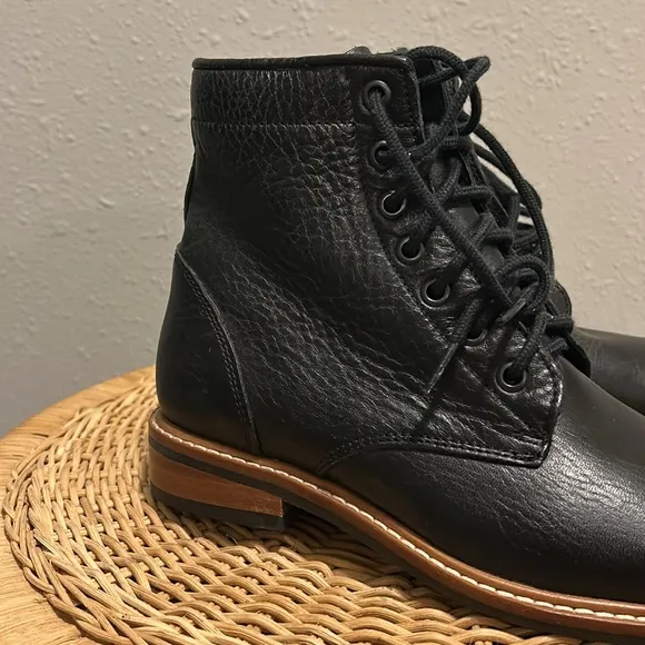 Nisolo Amalia All Weather Black Leather Boots Lace Up 7.5