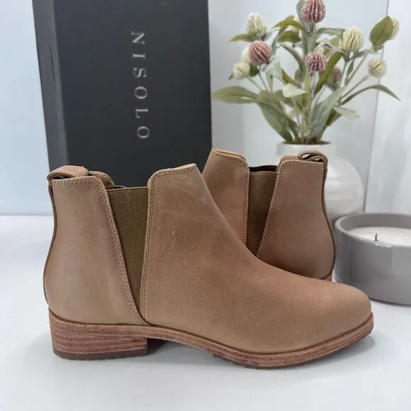 Nisolo Eva Everyday Chelsea Leather Ankle Boots Almond Pull On Women's US 5