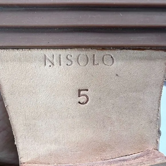 Nisolo Eva Everyday Chelsea Leather Ankle Boots Almond Pull On Women's US 5