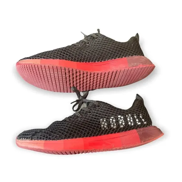 NOBULL Black Gradient Mesh Runner Sneakers Red Ombre Sole Mens 10