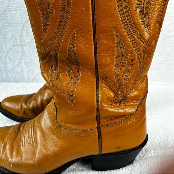 Nocona Vintage Western Cowboy Boots Mens 8D Tan Leather Altered and Stained boot