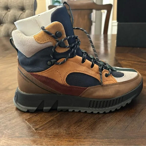 NWB Men’s Sorel MAC Hill Lite Trace Waterproof hiking  boots (7)