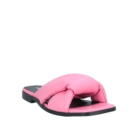 NWB‼️ Pinko Leather Sandals in beautiful Pink color Size EU 36/ US 5.5
