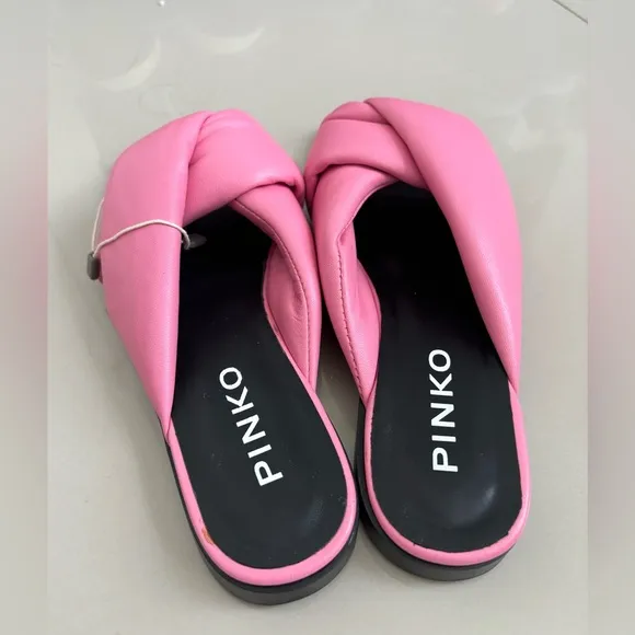 NWB‼️ Pinko Leather Sandals in beautiful Pink color Size EU 36/ US 5.5