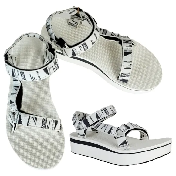 NWB Teva womens flatform universal strappy platform sandals chara bright white