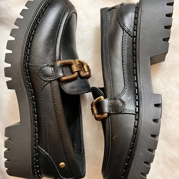 NWOB AVILESPlatform Leather Loafers Size 36