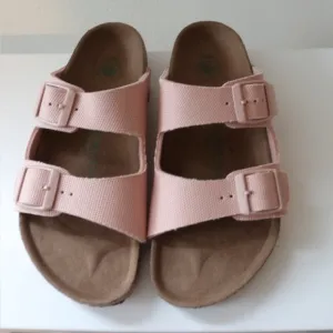 NWOB Kids Birkenstock Arizona Vegan Pink Textile Strap Sandal Sz US 1-1.5 EU 32
