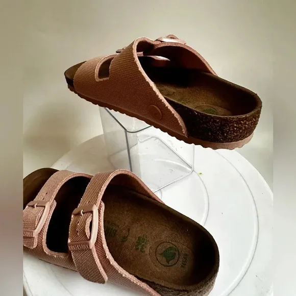 NWOB Kids Birkenstock Arizona Vegan Pink Textile Strap Sandal Sz US 1-1.5 EU 32