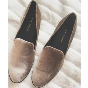 NWOB MARC FISHER Traycee Velvet Loafer