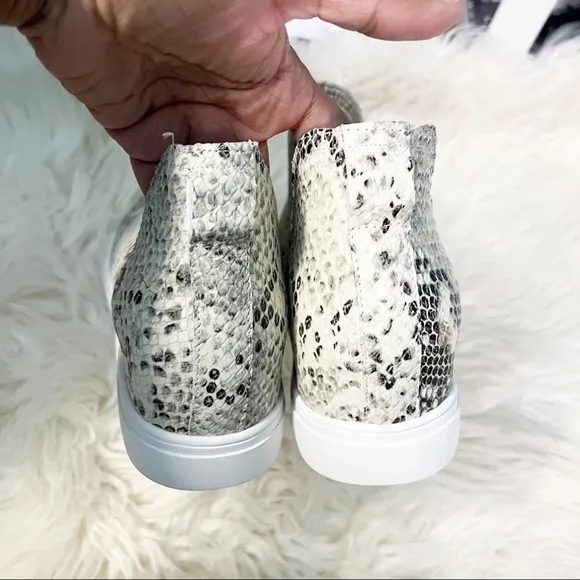 NWOB Steve Madden Canares Snakeskin Suede Sneakers