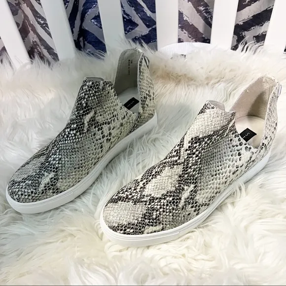 NWOB Steve Madden Canares Snakeskin Suede Sneakers