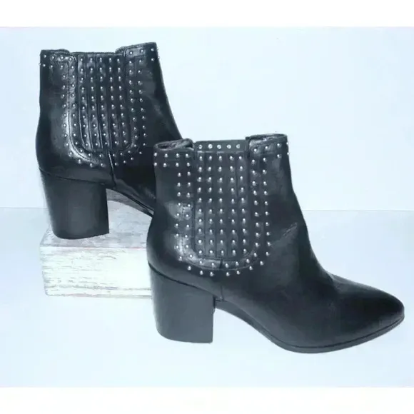 NWOB Steve Madden Jaclyn Black W/ Studs Pull On Bootie 3&quot; Heel Women Shoe 8.5 M