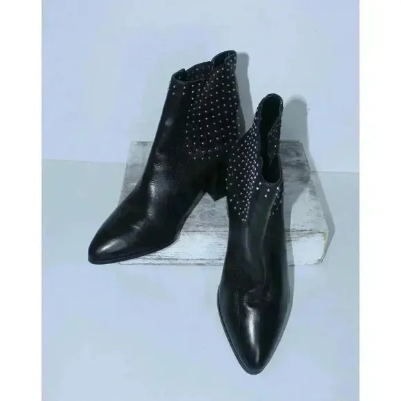 NWOB Steve Madden Jaclyn Black W/ Studs Pull On Bootie 3&quot; Heel Women Shoe 8.5 M