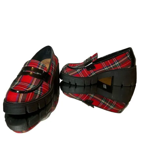 NWOB Torrid Betsey Johnson Creeper Loafers Red Plaid Chunky Limited Edition 10WW