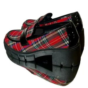 NWOB Torrid Betsey Johnson Creeper Loafers Red Plaid Chunky Limited Edition 10WW