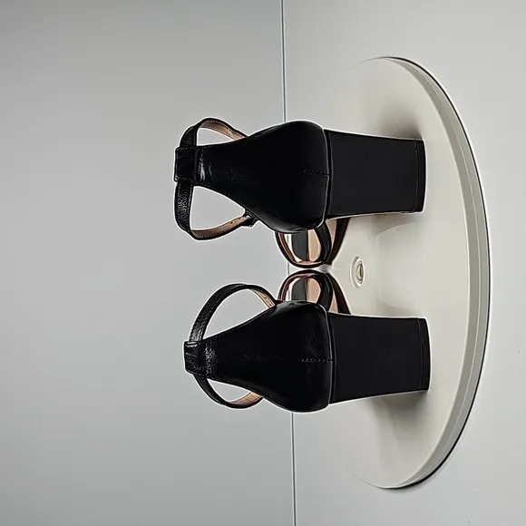 NWOT 27 Edit Naturalizer Iriss Heel Sandal Ankle Strap Square Leather Black 7